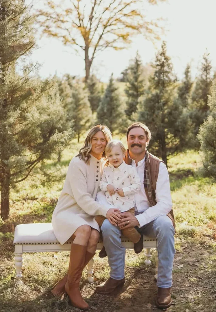 20. Rustic Christmas Tree Farm Look