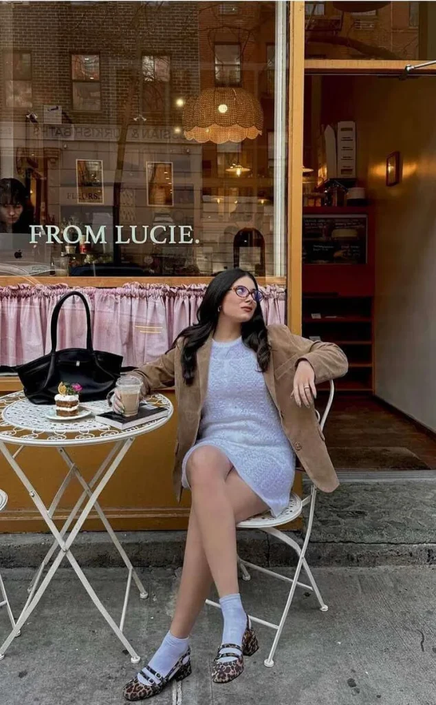 Café Date on a Side Street