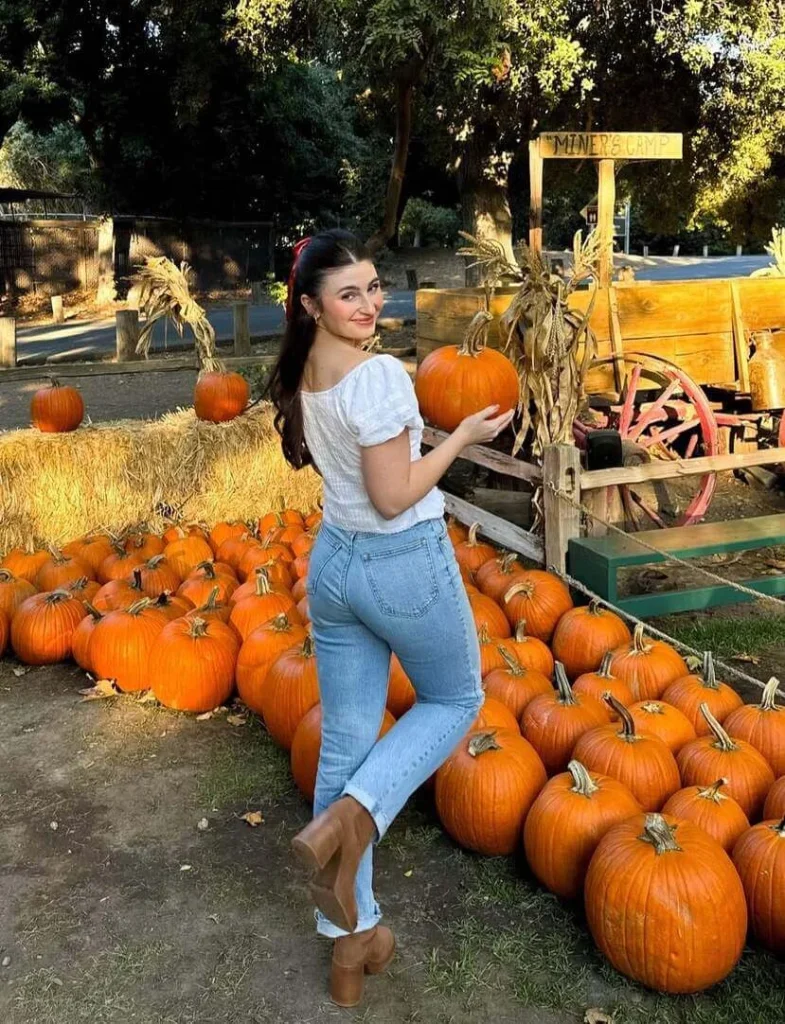 6. Peasant Top and High-Waisted Jeans