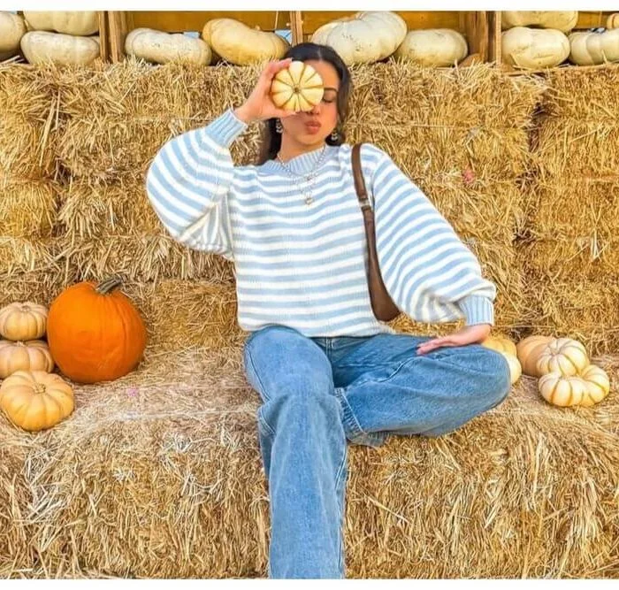 30 Pumpkin Patch Outfit Ideas That Look Good in Every Photo