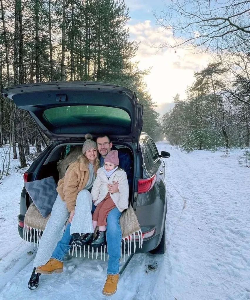 Cozy Car Trunk Winter Photoshoot Outfit