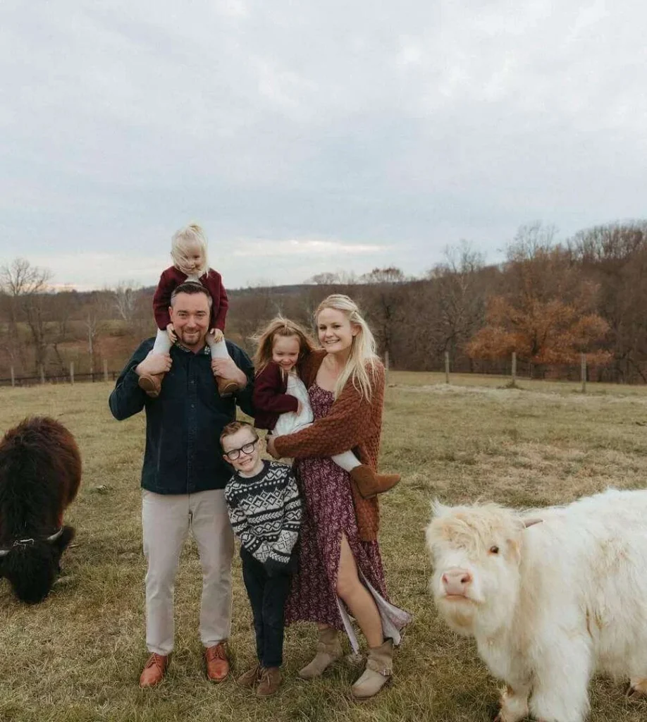 Farmhouse-Inspired Winter Family Outfit